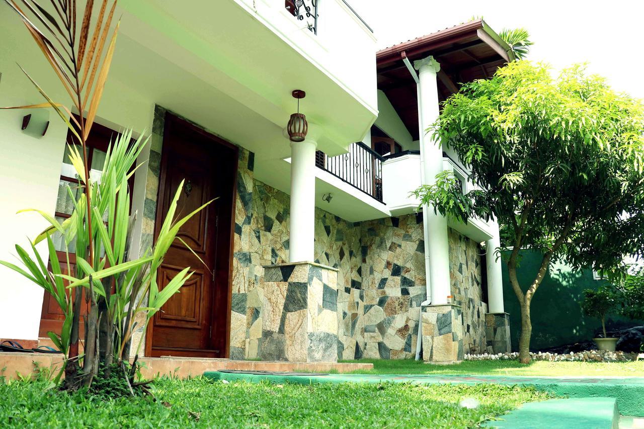 Villa Royce Kandy Exterior foto